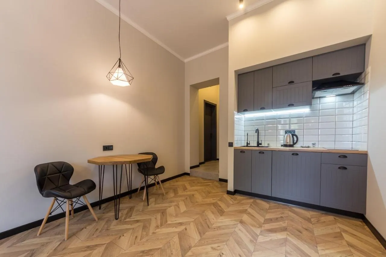Dayflat Apartments On Mykhailivs'Ka Kiev 0*,