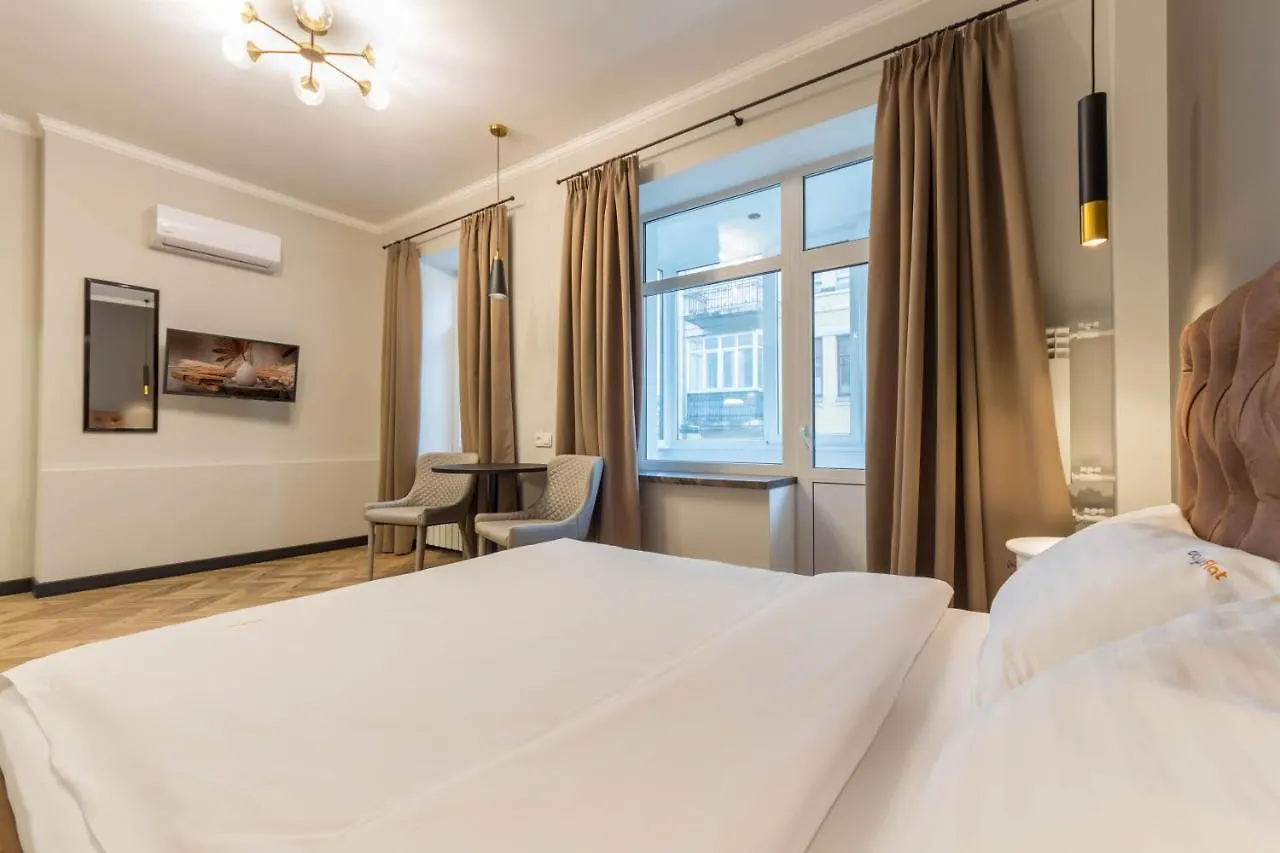 Dayflat Apartments On Mykhailivs'Ka Киев