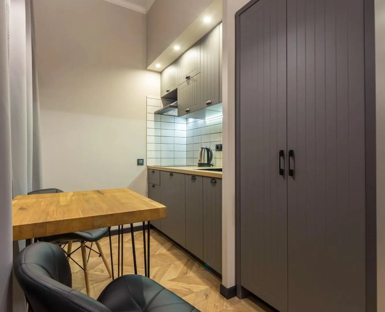 Dayflat Apartments On Mykhailivs'Ka Киев 0*,