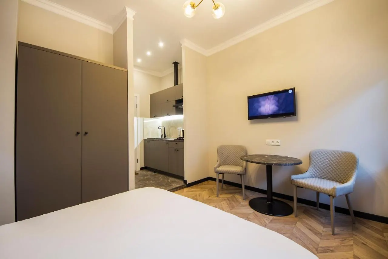 Dayflat Apartments On Mykhailivs'Ka Kyiv 0*,  Ukraine