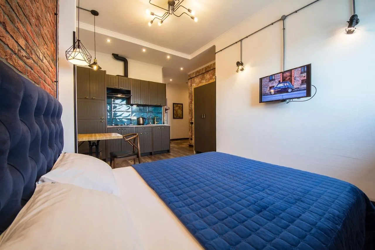 Dayflat Apartments On Mykhailivs'Ka Kyiv Ukraine