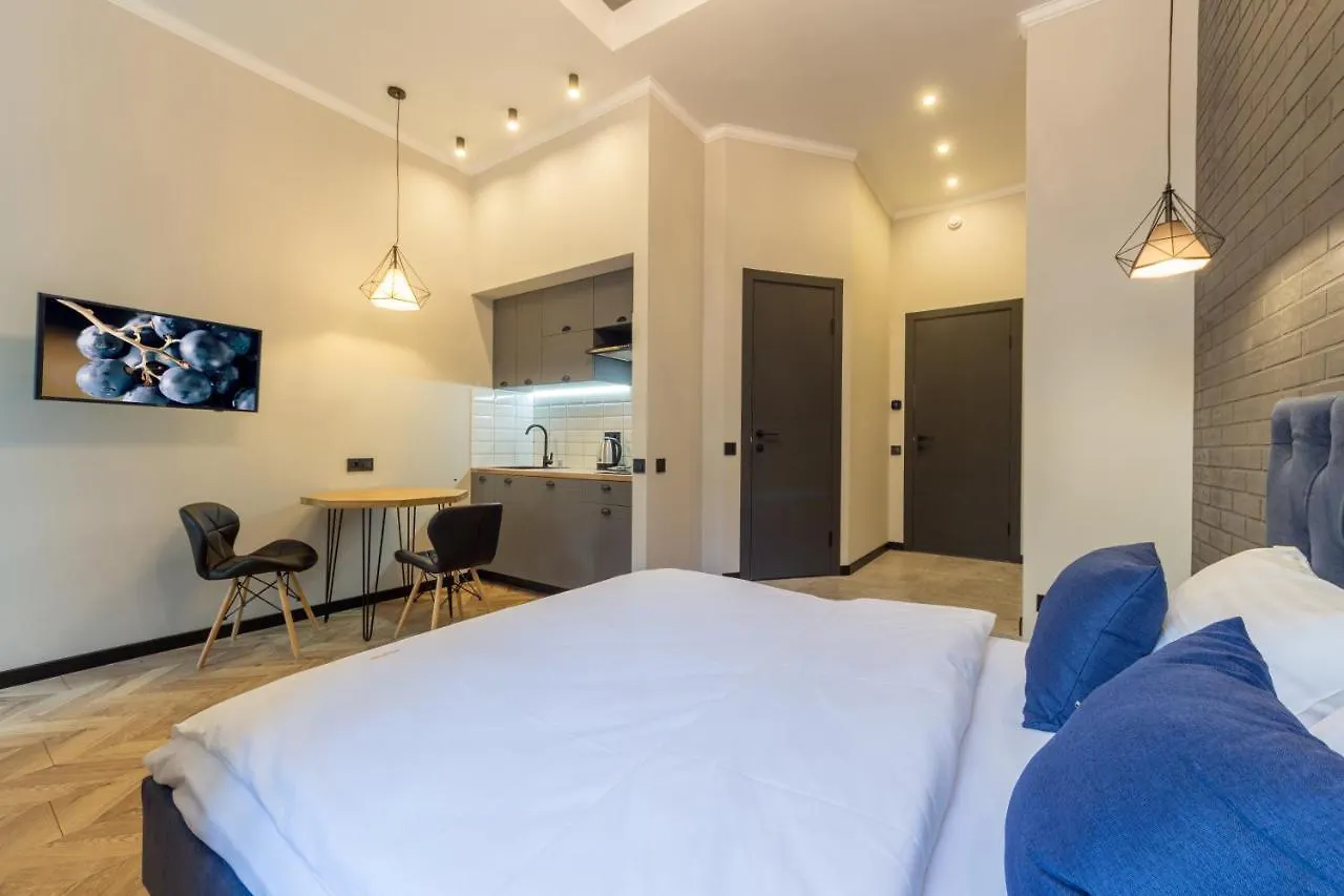 Dayflat Apartments On Mykhailivs'Ka Kyiv