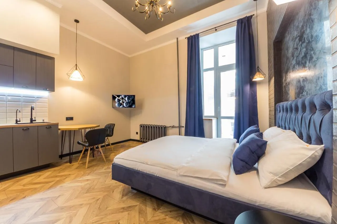 Dayflat Apartments On Mykhailivs'Ka Kyiv