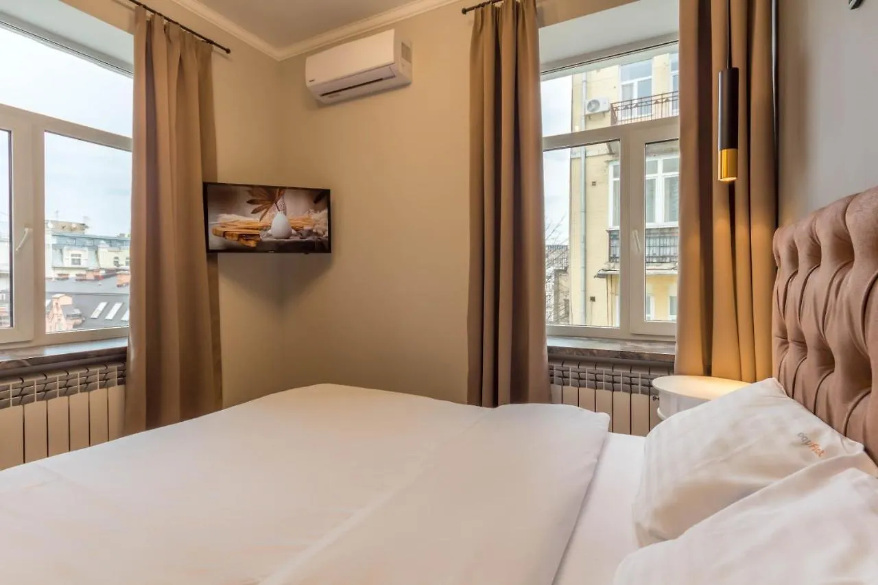Dayflat Apartments On Mykhailivs'Ka Kyiv