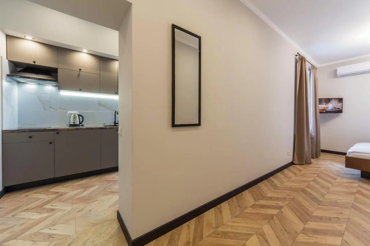 Dayflat Apartments On Mykhailivs'Ka Kyiv