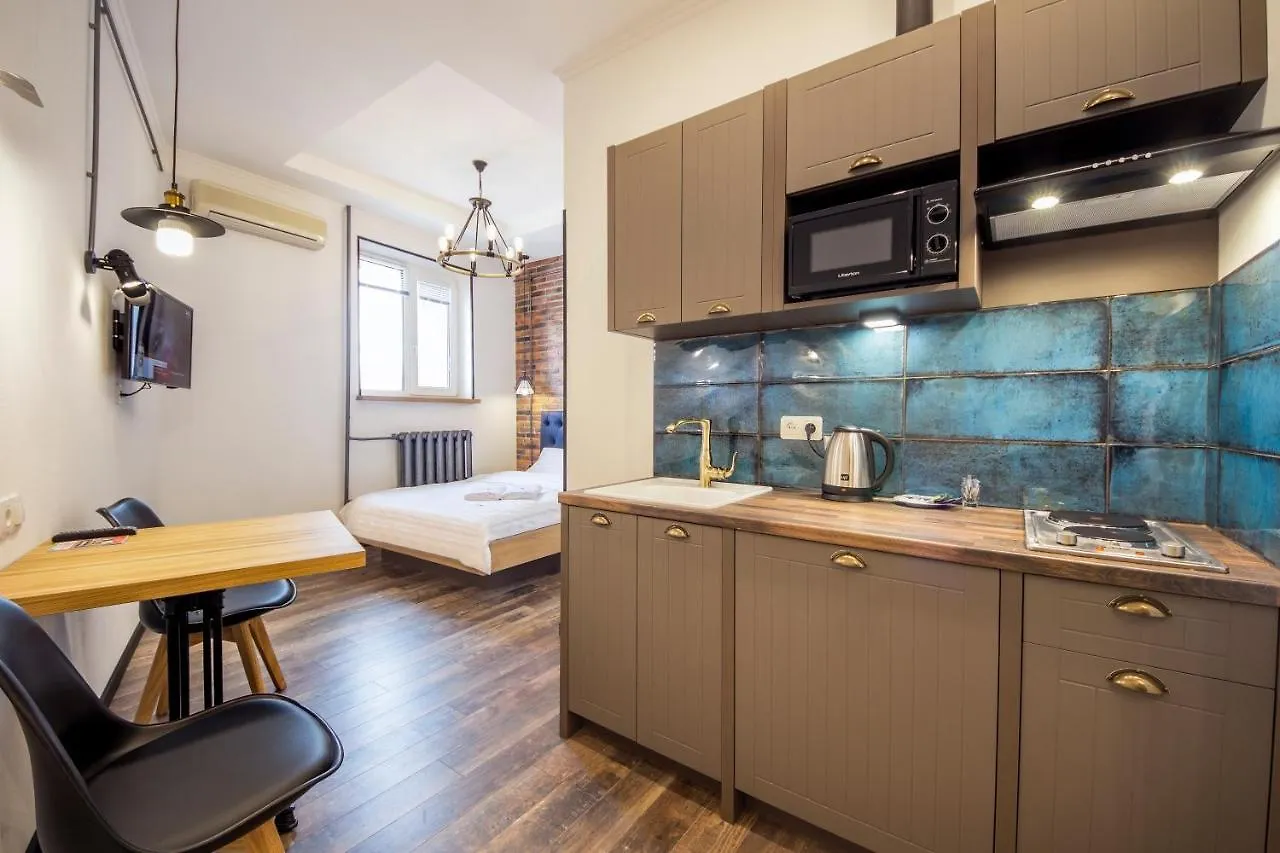 Dayflat Apartments On Mykhailivs'Ka Kyiv