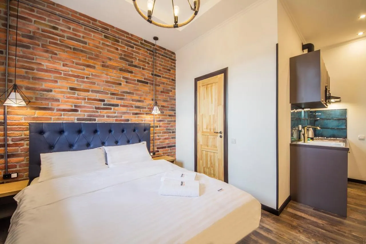 Dayflat Apartments On Mykhailivs'Ka Kiev